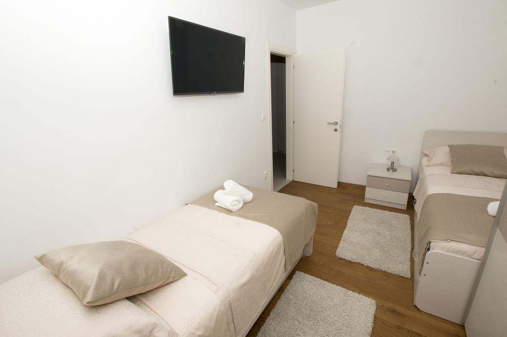 Apartment Lct Laura *